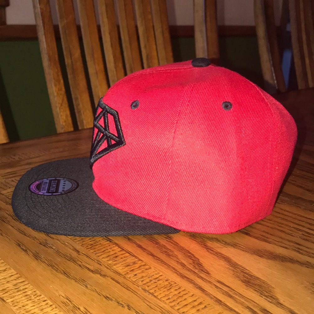 Diamond Snapback By Headlines - image 3